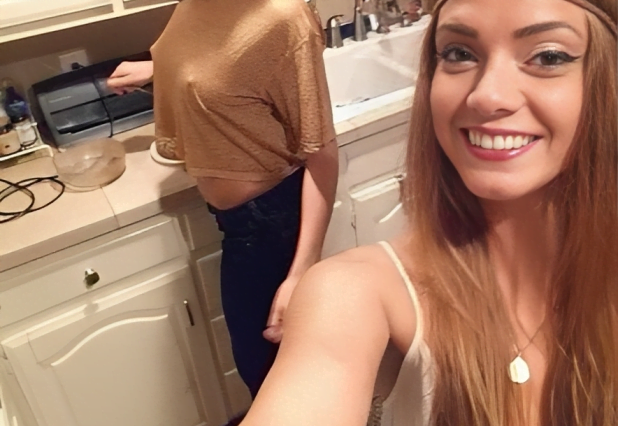 When your mom is hotter than you 😂 3 titty4